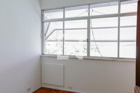 Quarto 1 de apartamento à venda com 3 quartos, 110m² em Copacabana, Rio de Janeiro