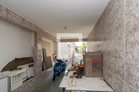 Casa à venda com 200m², 3 quartos e 5 vagas Casa à venda com 200m², 3 quartos e 5 vagasQuarto de Serviço