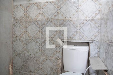 Banheiro de casa para alugar com 1 quarto, 40m² em Nova Cintra, Belo Horizonte