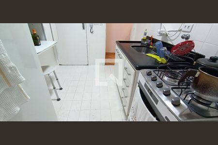 Cozinha de apartamento para alugar com 3 quartos, 80m² em Real Parque, São Paulo