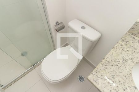 Banheiro de kitnet/studio para alugar com 1 quarto, 36m² em Santa Cecilia, São Paulo