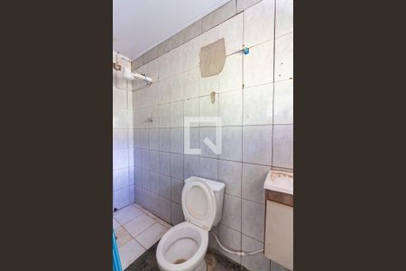 Banheiro de casa para alugar com 1 quarto, 30m² em Bussocaba, Osasco