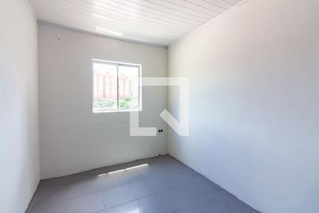 Quarto de casa para alugar com 1 quarto, 30m² em Bussocaba, Osasco