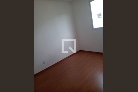 Quarto de apartamento à venda com 2 quartos, 42m² em Sapucaias, Contagem