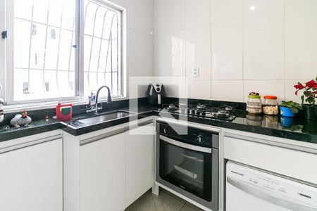 Apartamento para alugar com 2 quartos, 56m² em Arvoredo, Contagem