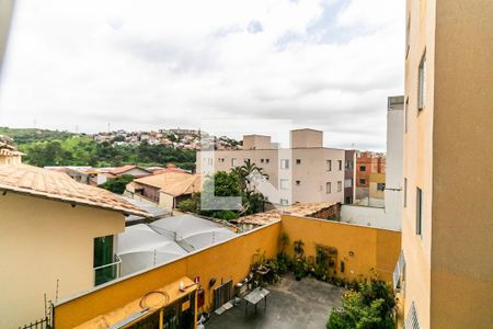 Apartamento para alugar com 2 quartos, 56m² em Arvoredo, Contagem