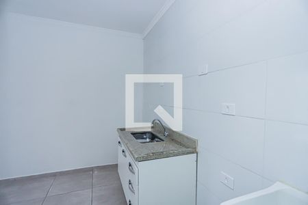 Sala, cozinha e área de serviço de apartamento para alugar com 1 quarto, 30m² em Jardim das Laranjeiras, São Paulo