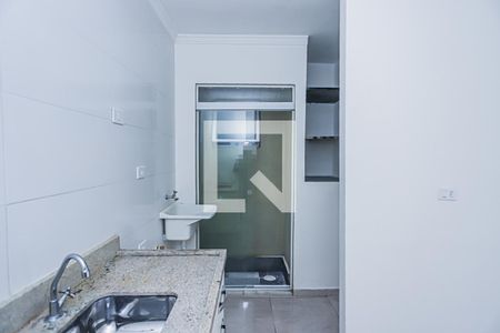 Sala, cozinha e área de serviço de apartamento para alugar com 1 quarto, 30m² em Jardim das Laranjeiras, São Paulo