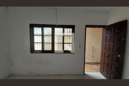 Quarto de casa para alugar com 4 quartos, 120m² em Nova Mirim, Praia Grande