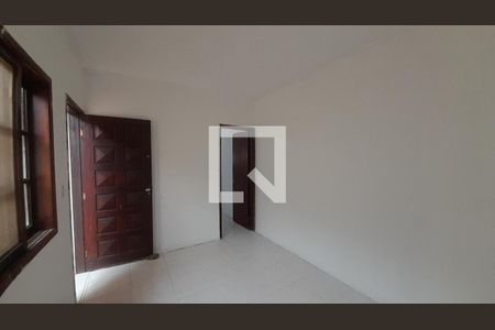 Quarto de casa para alugar com 4 quartos, 120m² em Nova Mirim, Praia Grande