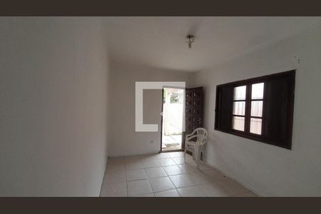 Sala  de casa para alugar com 4 quartos, 120m² em Nova Mirim, Praia Grande