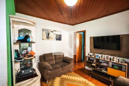 Casa 1: Sala de casa à venda com 3 quartos, 181m² em Jardim Sao Saverio, São Paulo