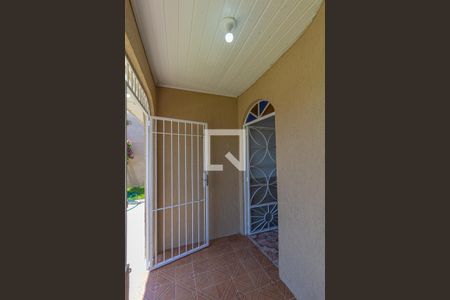 Varanda de casa à venda com 2 quartos, 300m² em Rio Branco, Canoas