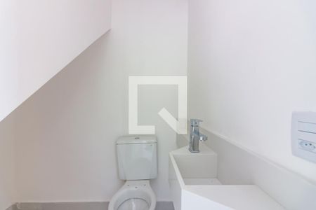 Lavabo de casa à venda com 2 quartos, 70m² em Quitaúna, Osasco