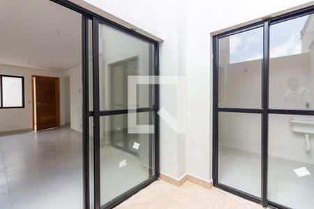 Varanda da Sala de casa à venda com 2 quartos, 70m² em Quitaúna, Osasco