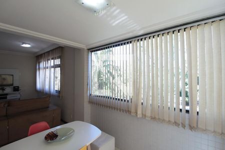 Sala de apartamento para alugar com 3 quartos, 156m² em Itapoã, Belo Horizonte