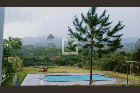 Casa de condomínio à venda com 130m², 3 quartos e 2 vagas Casa de condomínio à venda com 130m², 3 quartos e 2 vagasPiscina