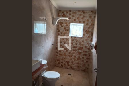 Casa de condomínio à venda com 130m², 3 quartos e 2 vagas Casa de condomínio à venda com 130m², 3 quartos e 2 vagasBanheiro