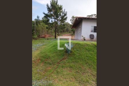 Casa de condomínio à venda com 130m², 3 quartos e 2 vagas Casa de condomínio à venda com 130m², 3 quartos e 2 vagasÁrea Externa