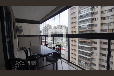 Varanda de apartamento para alugar com 3 quartos, 81m² em Recreio dos Bandeirantes, Rio de Janeiro