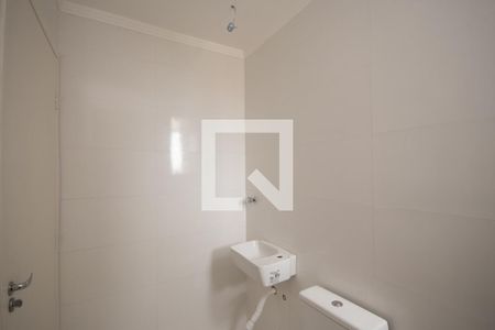 Banheiro de apartamento para alugar com 1 quarto, 31m² em Vila Mazzei, São Paulo