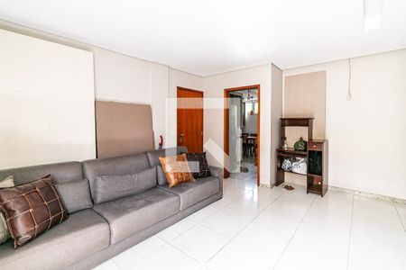 Sala de apartamento à venda com 3 quartos, 160m² em Europa, Contagem