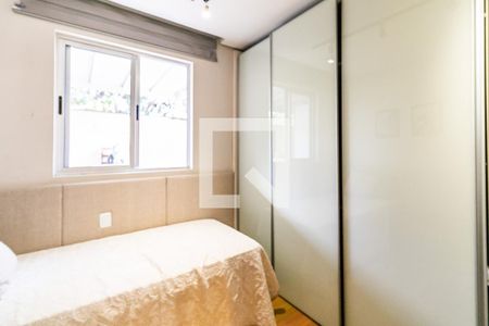 Quarto 1 de apartamento à venda com 3 quartos, 160m² em Europa, Contagem