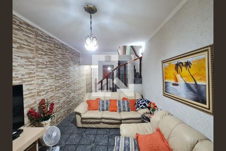 Sala  de casa para alugar com 2 quartos, 320m² em Jardim Célia, Guarulhos