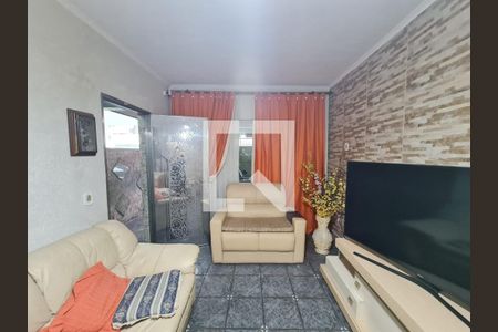 Sala  de casa para alugar com 2 quartos, 320m² em Jardim Célia, Guarulhos