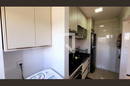 Cozinha e Área de Serviço de apartamento à venda com 2 quartos, 43m² em Residencial Santa Giovana, Jundiaí