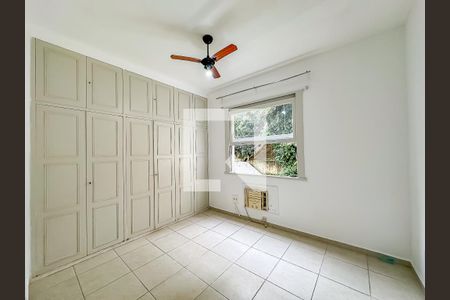 Quarto 1 de apartamento à venda com 2 quartos, 58m² em Catete, Rio de Janeiro