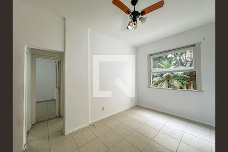 Sala de apartamento à venda com 2 quartos, 58m² em Catete, Rio de Janeiro