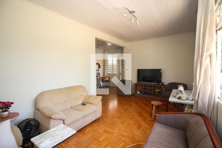 Sala de casa para alugar com 3 quartos, 400m² em Partenon, Porto Alegre