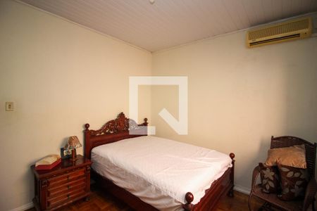 Quarto 1 de casa para alugar com 3 quartos, 400m² em Partenon, Porto Alegre