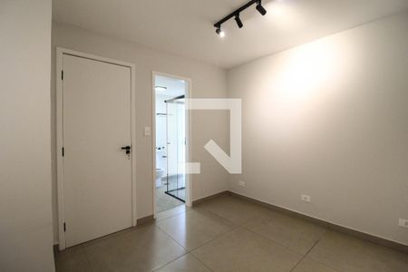 Suíte 1 de apartamento à venda com 2 quartos, 56m² em Moema, São Paulo