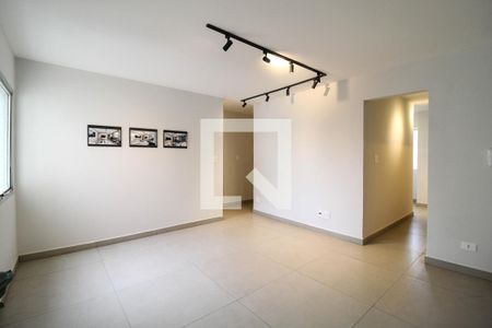 Sala de apartamento à venda com 2 quartos, 56m² em Moema, São Paulo