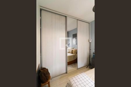 Quarto  de casa à venda com 3 quartos, 125m² em Lagoinha, Belo Horizonte