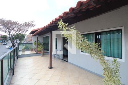 Varanda da Sala de casa para alugar com 3 quartos, 200m² em Guarani, Belo Horizonte