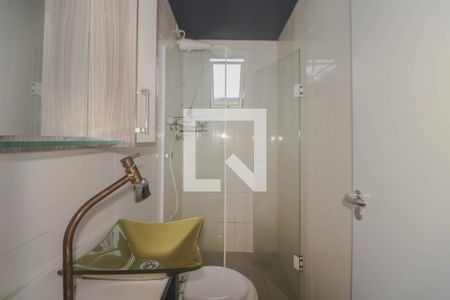 Banheiro de apartamento para alugar com 1 quarto, 40m² em Bom Jesus, Porto Alegre