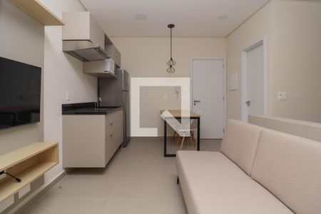 Sala/Cozinha de kitnet/studio à venda com 1 quarto, 42m² em Vila Madalena, São Paulo