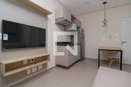 Sala/Cozinha de kitnet/studio à venda com 1 quarto, 42m² em Vila Madalena, São Paulo