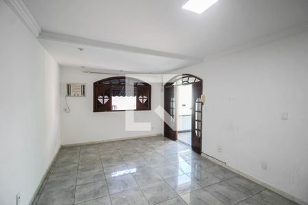 Sala de casa para alugar com 2 quartos, 200m² em Califórnia, Nova Iguaçu