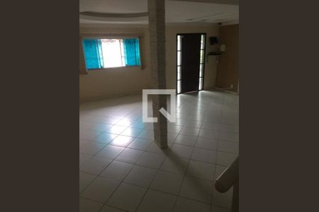 Casa à venda com 3 quartos, 250m² em Vila Progresso, Niterói