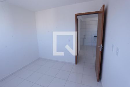 Quarto 2 de apartamento para alugar com 2 quartos, 54m² em Qr 412, Brasília