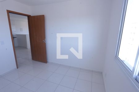 Quarto 2 de apartamento para alugar com 2 quartos, 54m² em Qr 412, Brasília