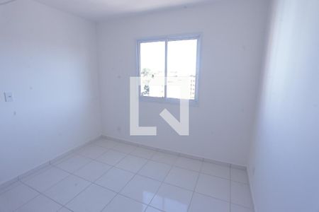 Quarto 2 de apartamento para alugar com 2 quartos, 54m² em Qr 412, Brasília