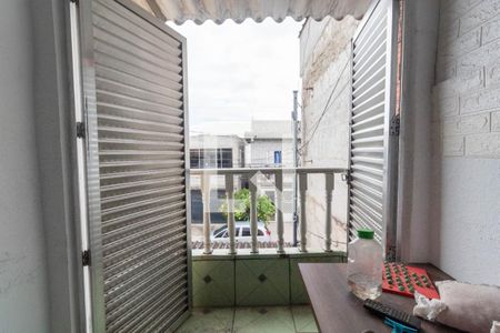 Varanda de casa para alugar com 2 quartos, 64m² em Vila Buenos Aires, São Paulo