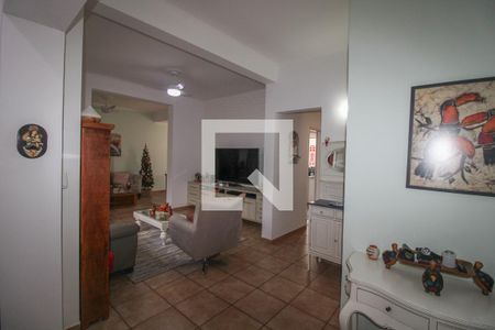 Sala de estar de casa à venda com 3 quartos, 312m² em Jardim Itamarati, Campinas