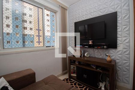 Sala de apartamento para alugar com 1 quarto, 34m² em Qn 412, Brasília