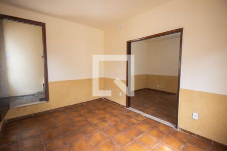 Sala de casa para alugar com 4 quartos, 800m² em Centro, São Gonçalo